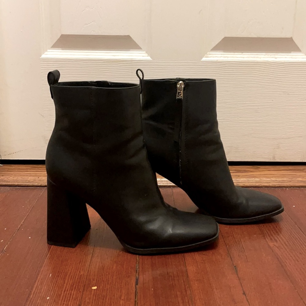 Black heeled ankle boots